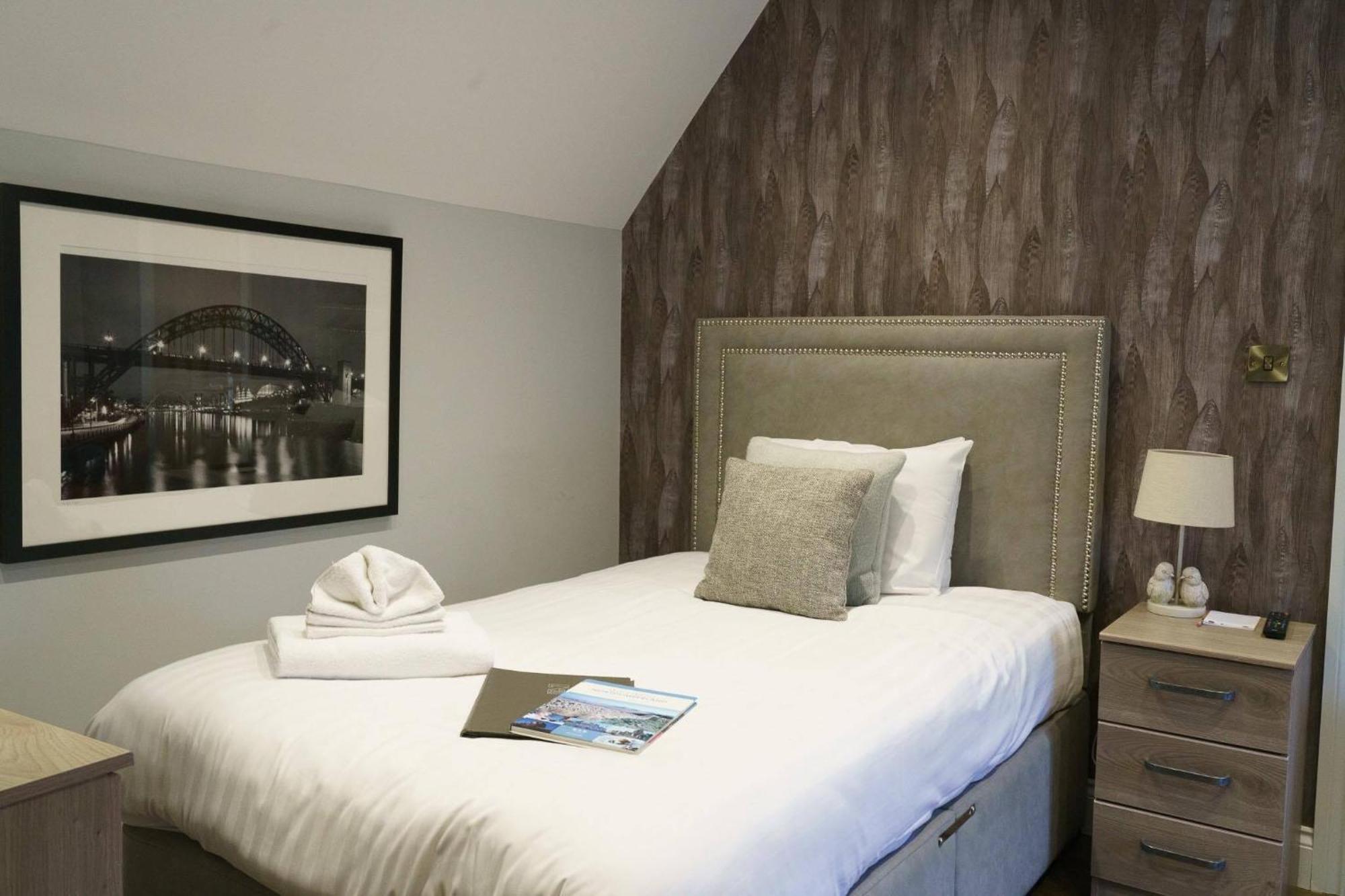 The Angel Of Corbridge Hotel Room photo